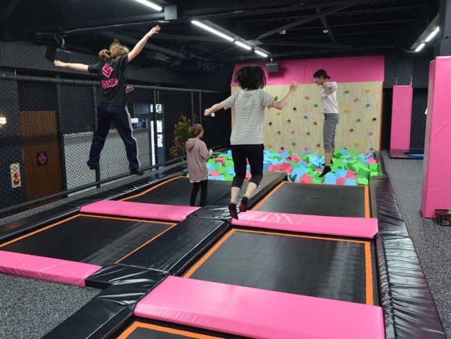 弘前市的跳台器材設施“ Trampo體育場”